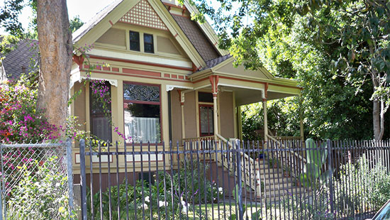 Charming and Spacious Victorian Cottage